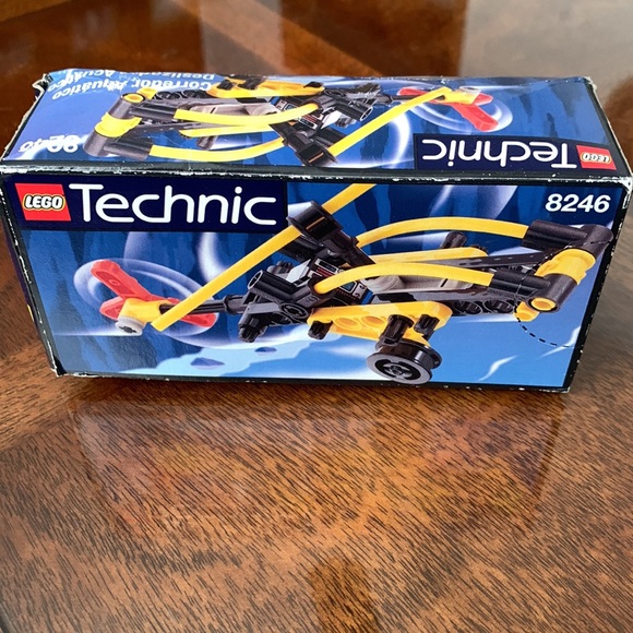 Lego Technic Hydro Racer 8246 Vintage 1999 building set New Legos collectible - Picture 2 of 5